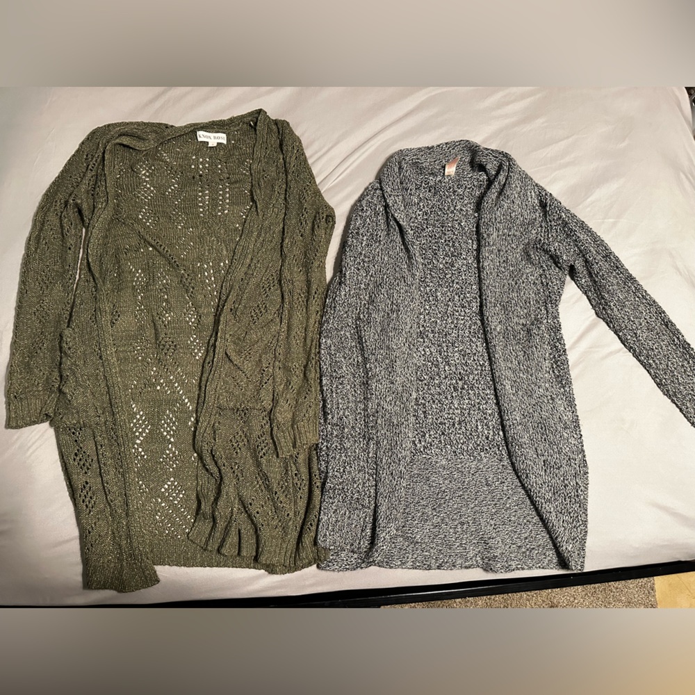 Knox Rose Gray and Olive Cardigan Set